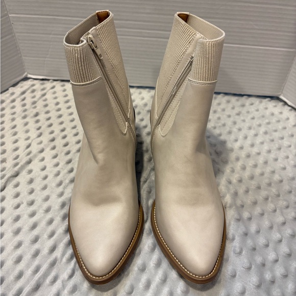 Dolce Vita Shoes - Dolce Vita Cream Ankle Booties with Pointed Toe